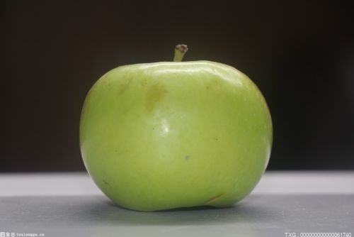 青苹果为什么吃起来会很酸？青苹果会不会变成红苹果？